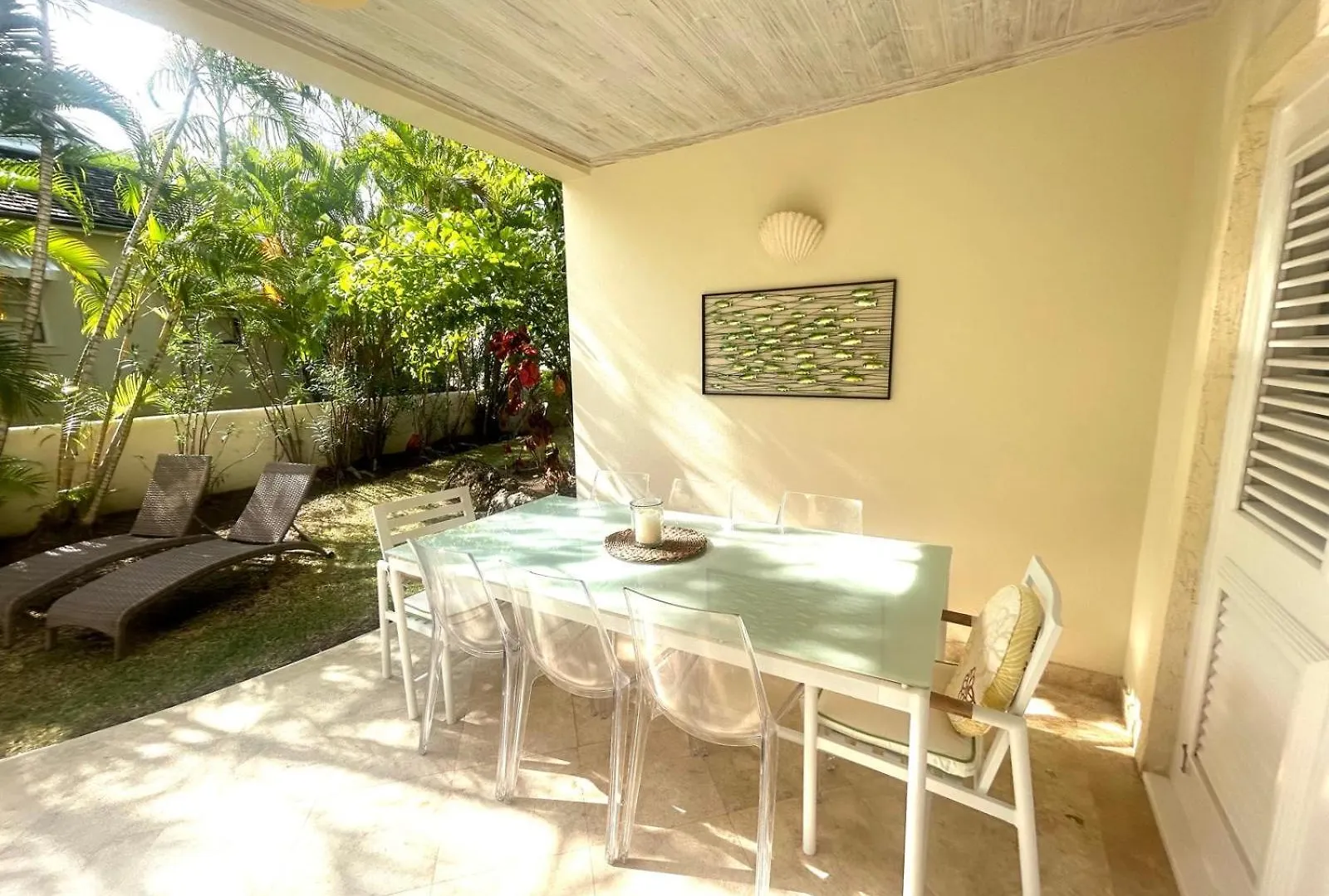 Shimmers, Stunning, Stylish West Coast Villa Saint Peter