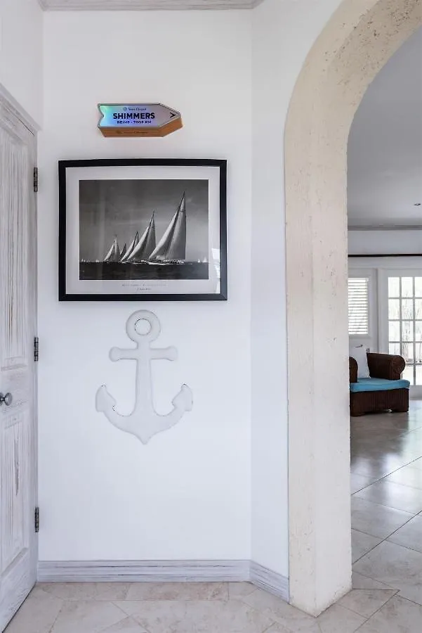 Shimmers, Stunning, Stylish West Coast Villa Saint Peter