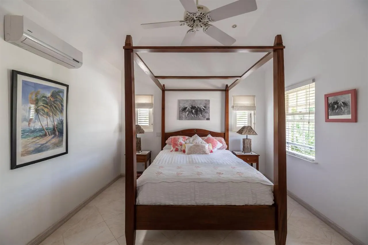 Shimmers, Stunning, Stylish West Coast Villa Saint Peter